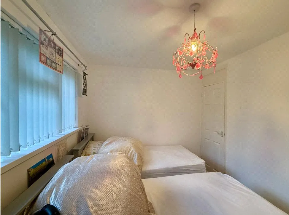 Barnes Road, Frimley, Surrey, GU16 8BZ, photo 8