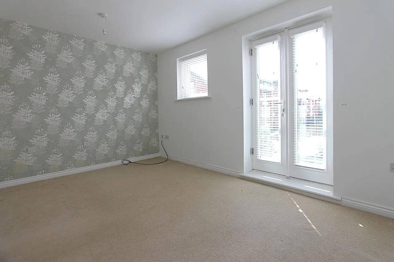 Larch Way, Stourport-on-Severn, photo 8