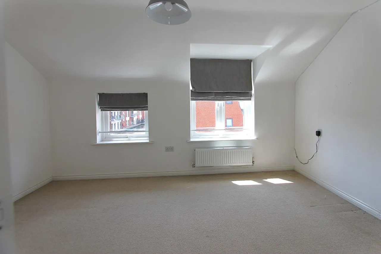 Larch Way, Stourport-on-Severn, photo 10