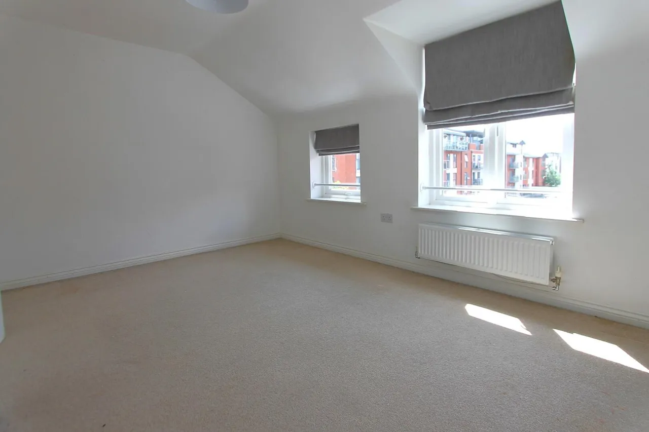Larch Way, Stourport-on-Severn, photo 9