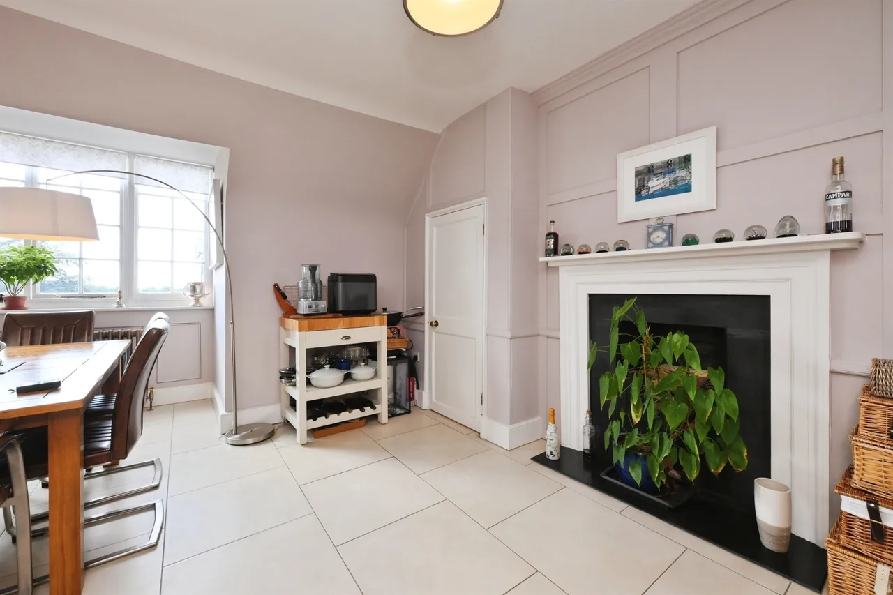 The Mansion, Balls Park, Hertford, photo 7