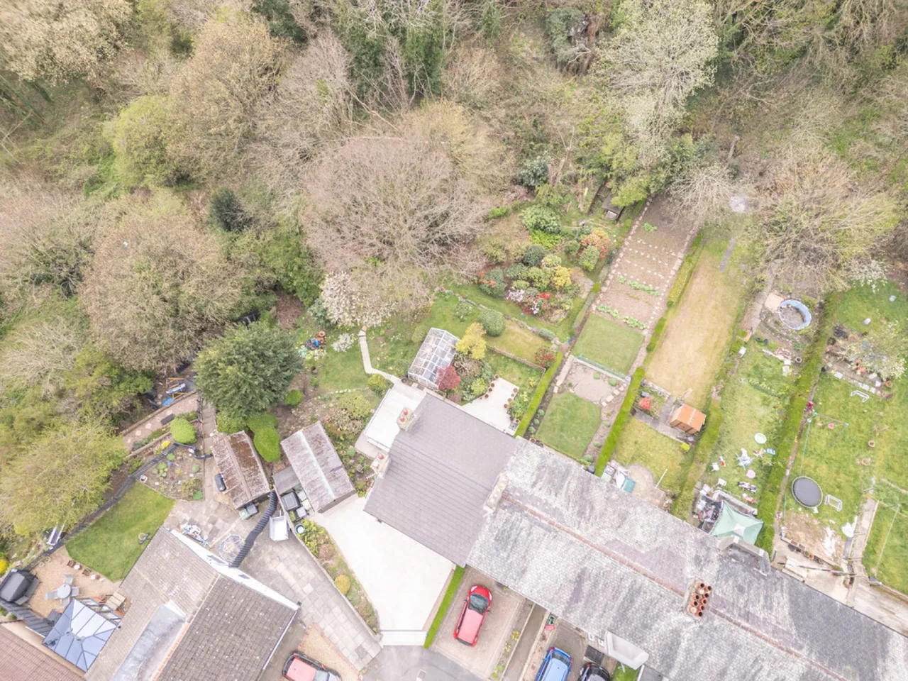 West Close, Fartown, photo 2