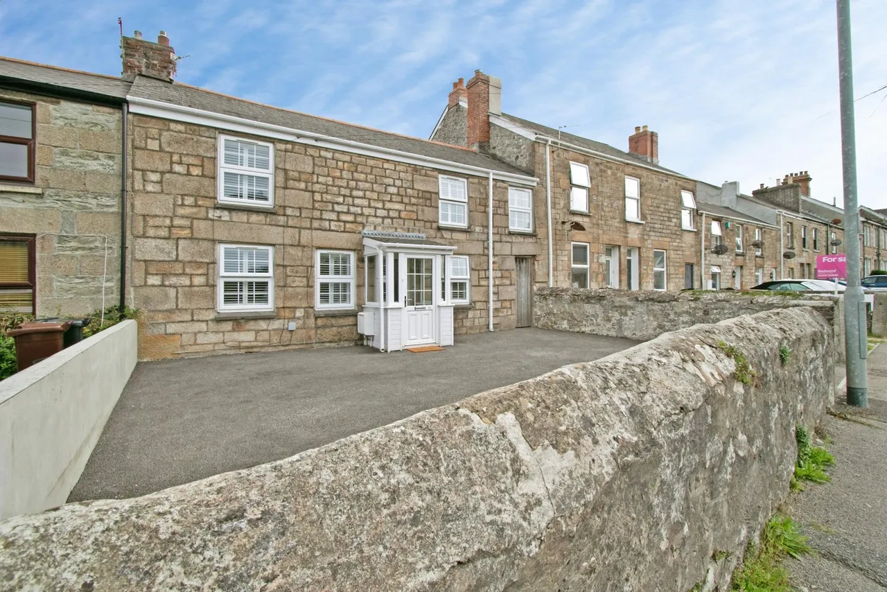 Foundry Row, Redruth, TR15, photo 47