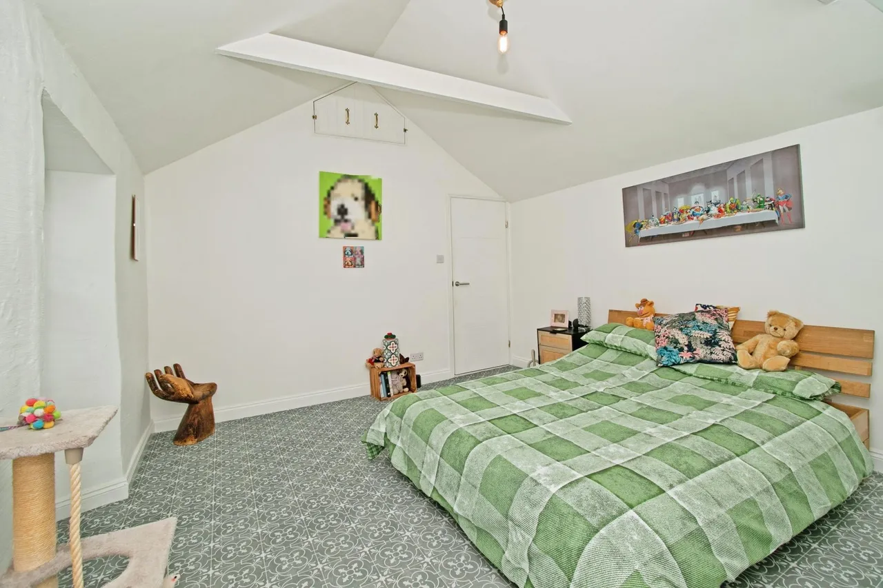 Foundry Row, Redruth, TR15, photo 26