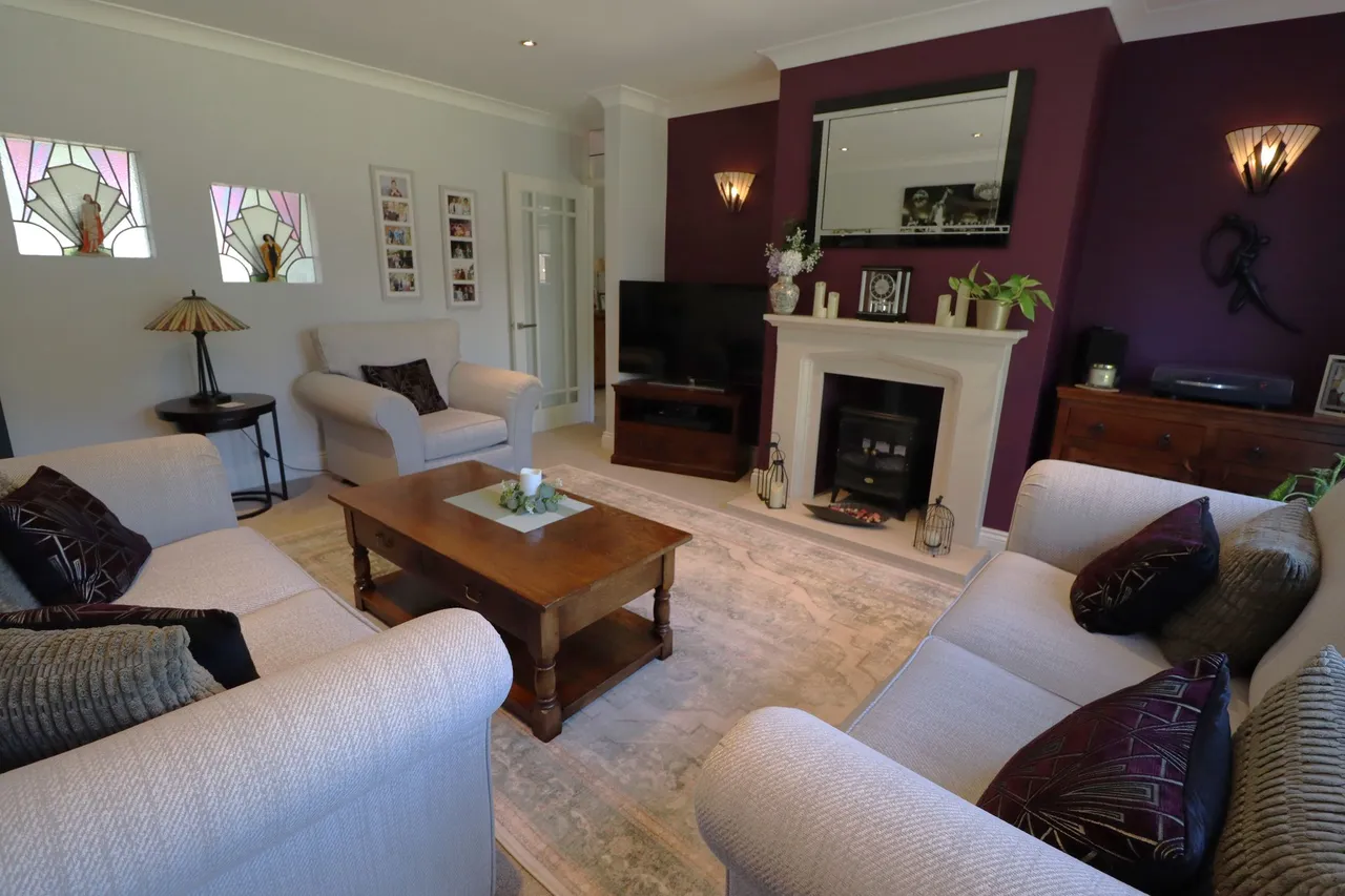 Kingswood Crescent, Rayleigh, Essex, SS6 7BQ, photo 7