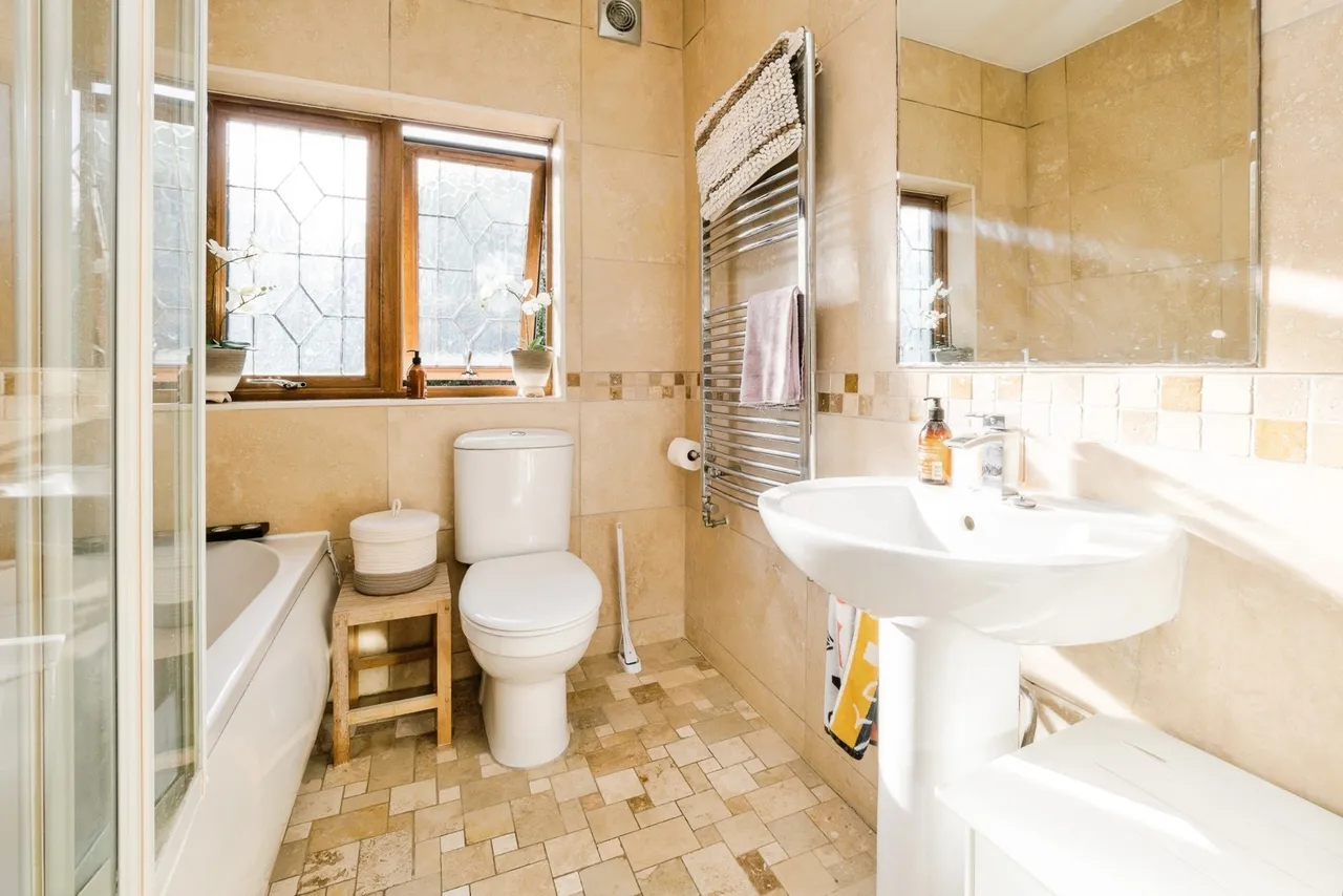 Rainsford Way, Hornchurch, RM12, photo 5