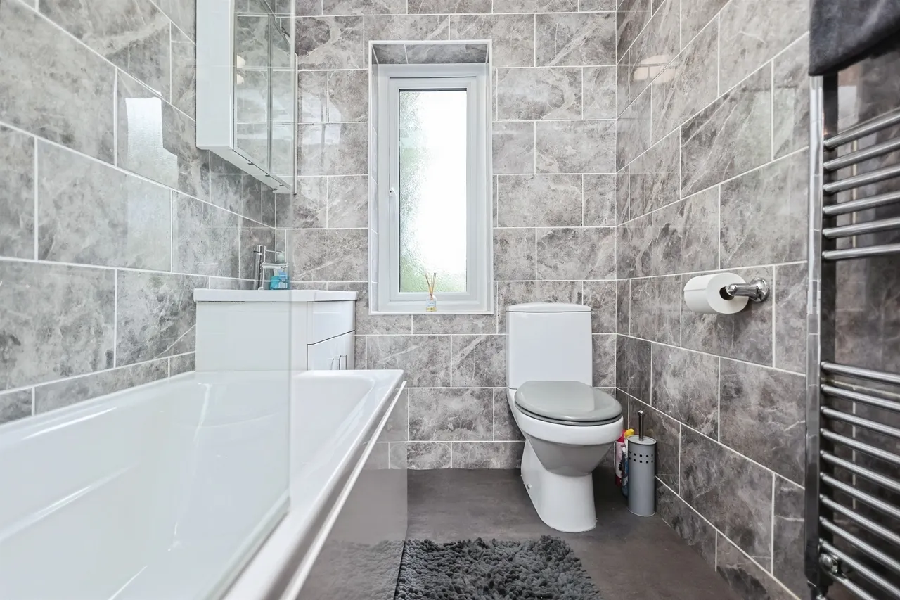 Blackberry Lane, Rowley Regis, B65, photo 6