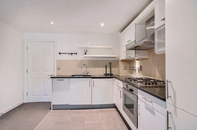 31 Birdhurst Road, South Croydon CR2 7EF, photo 5