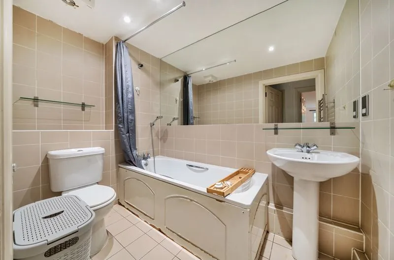 31 Birdhurst Road, South Croydon CR2 7EF, photo 8