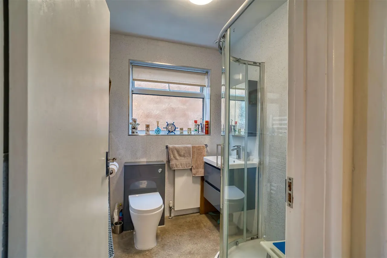 Shreen Way, Gillingham, photo 6