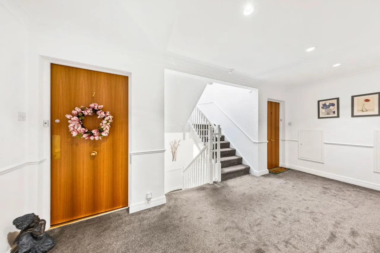 Flat 7, Stoneleigh Court Cliff Lane, Warrington, Grappenhall, WA4 3LD, photo 11