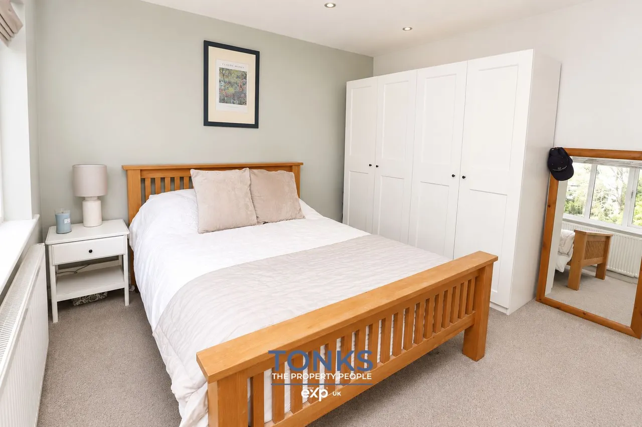Elizabeth Grove, Dudley, DY2, photo 10