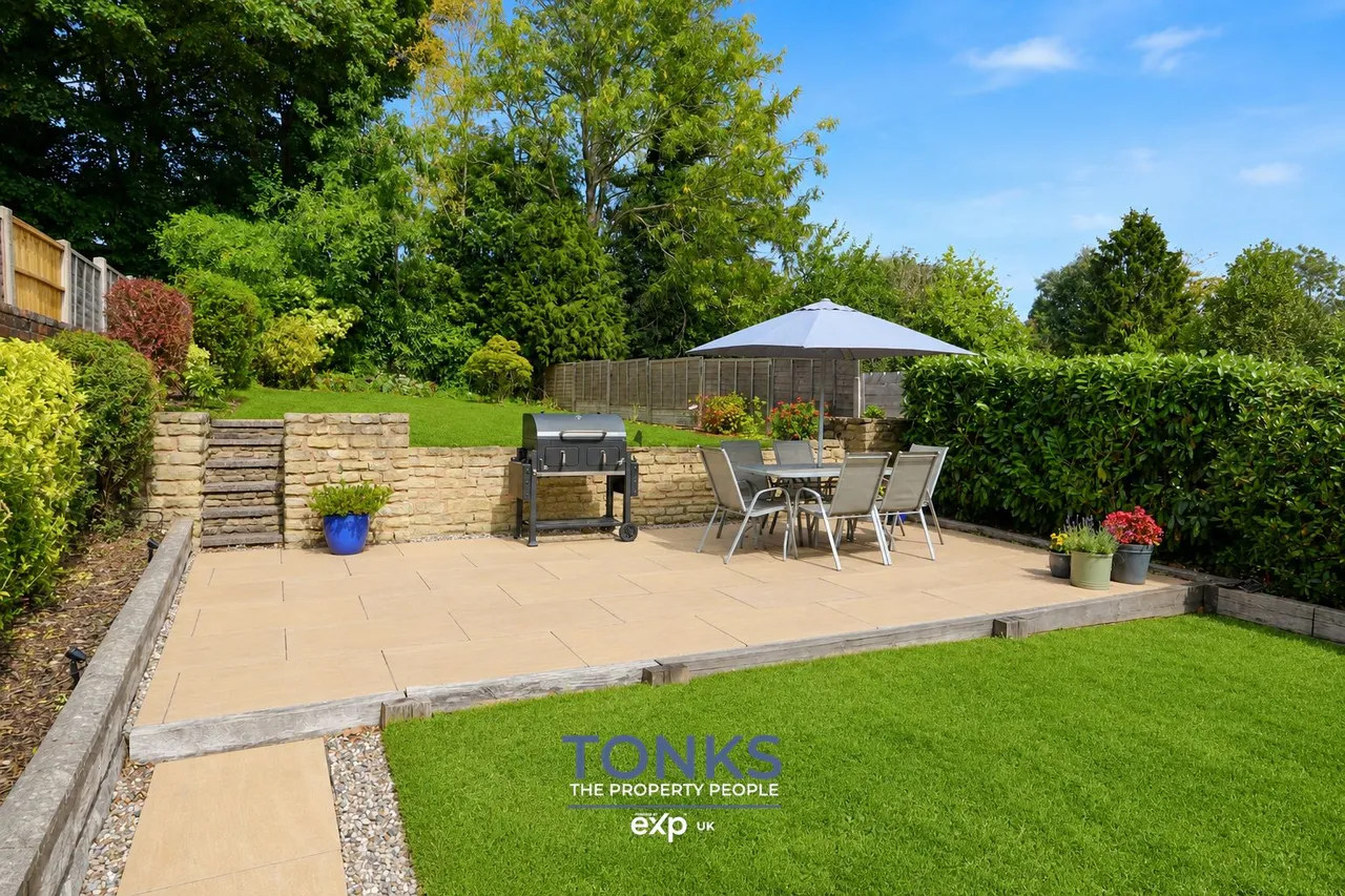 Elizabeth Grove, Dudley, DY2, photo 15