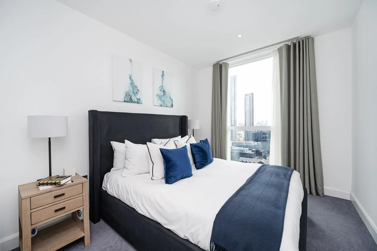 3 bed flat to rent — Flat 606, Sirocco Tower, LONDON