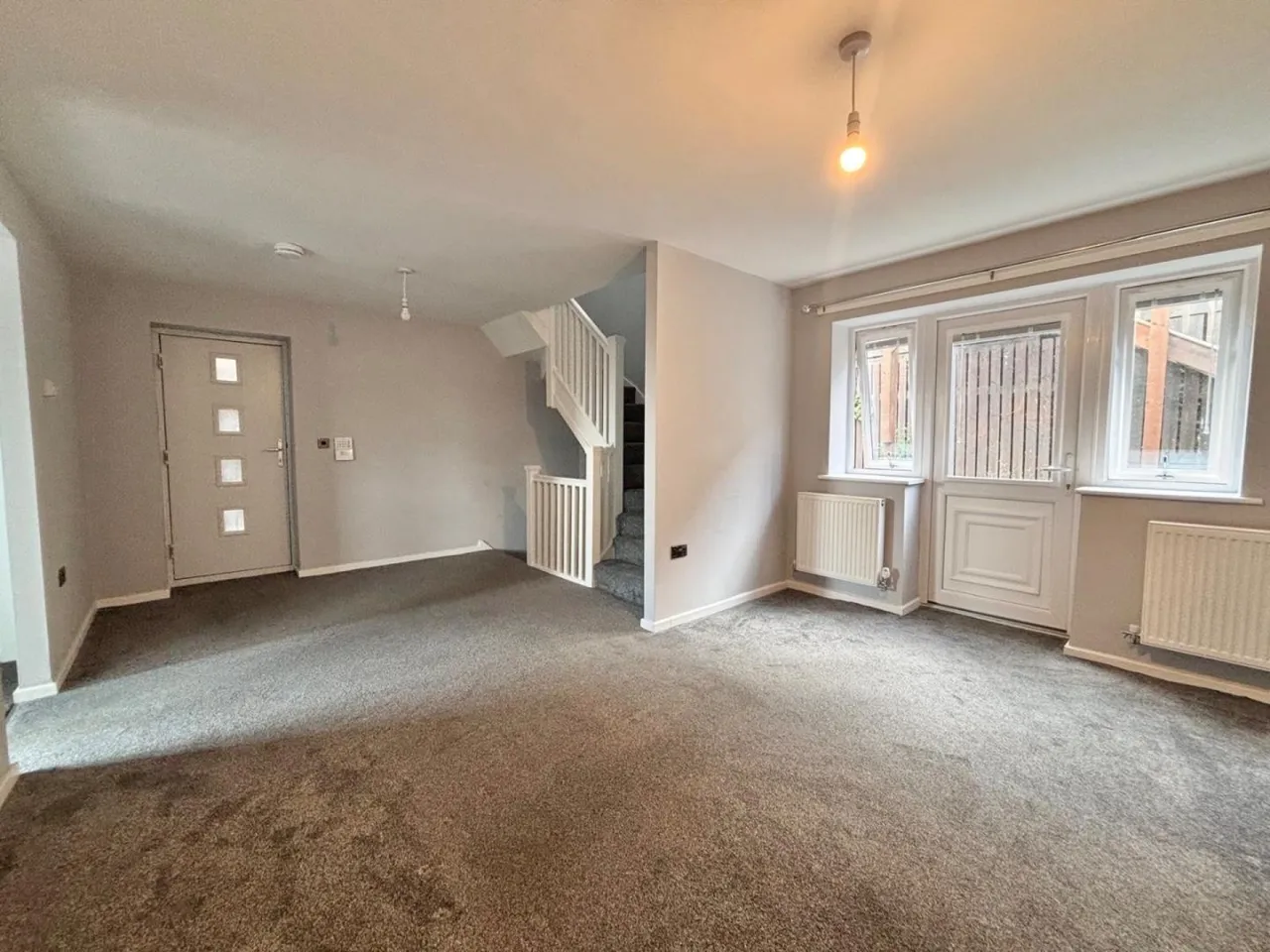 Worsbrough Road, Blacker Hill, Barnsley, photo 7