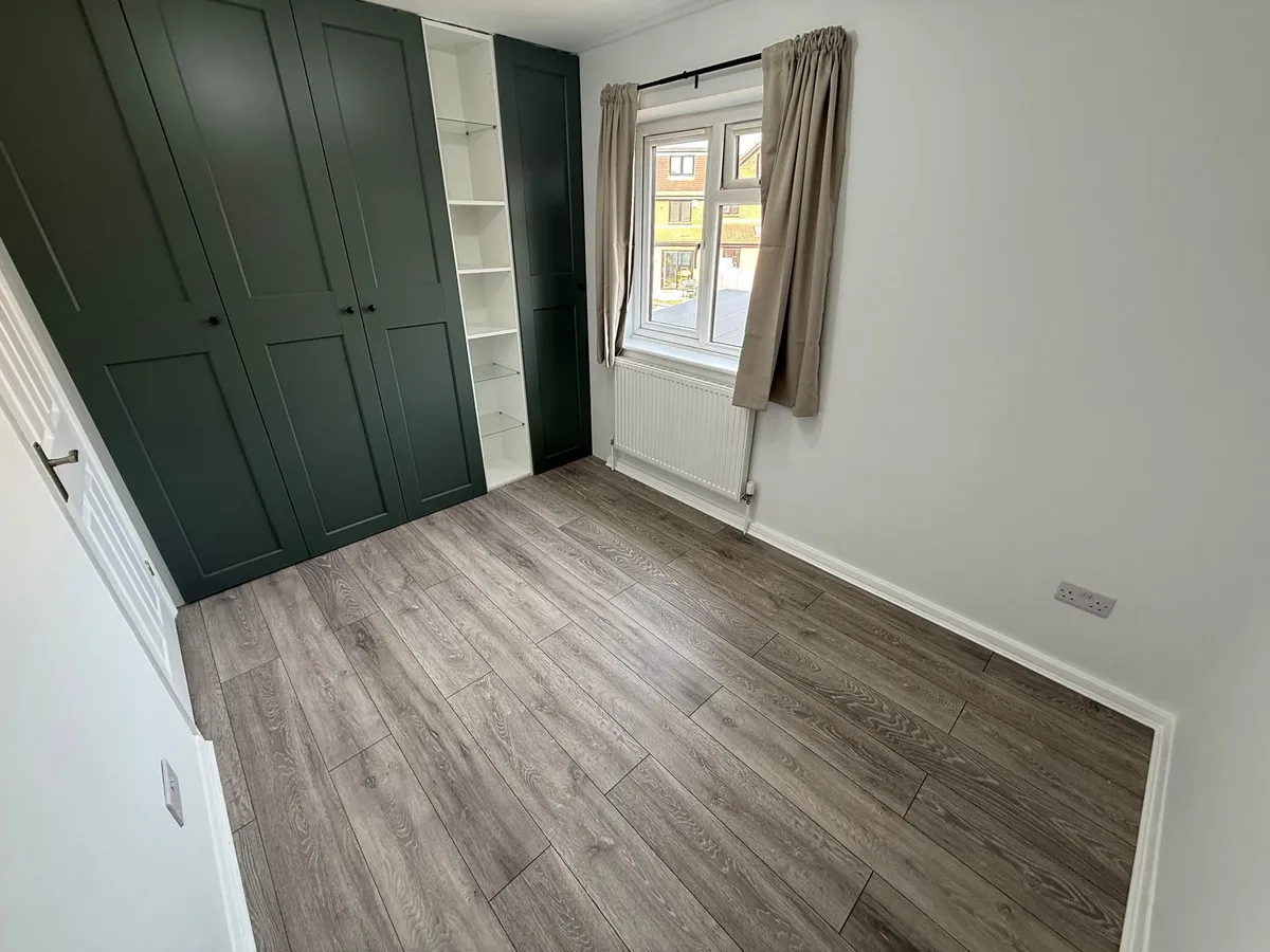 Trentbridge Close, Chigwell, IG6 3DG, photo 6