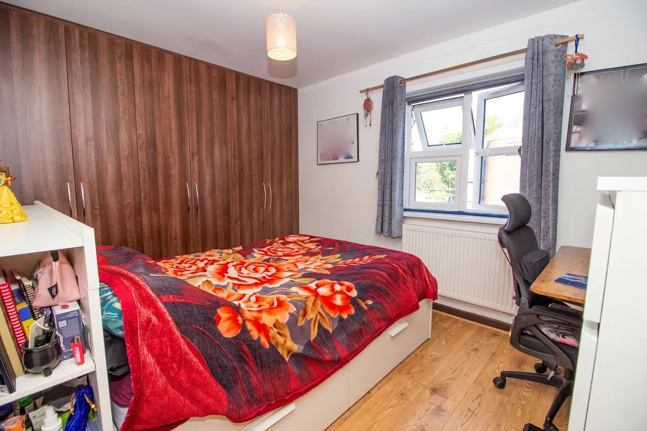 Flat 3, Chippenham Court, Harrow, 91 Peel Road, HA3 7QR, photo 4