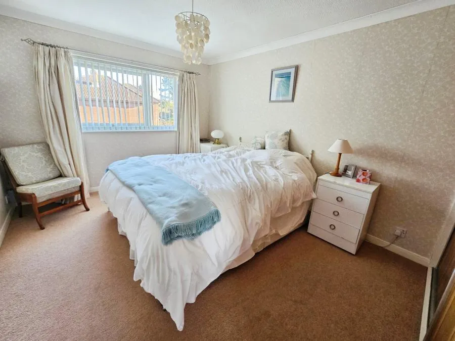 Ward Road, Totland Bay, PO39, photo 6