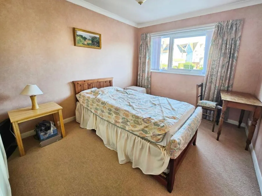 Ward Road, Totland Bay, PO39, photo 7