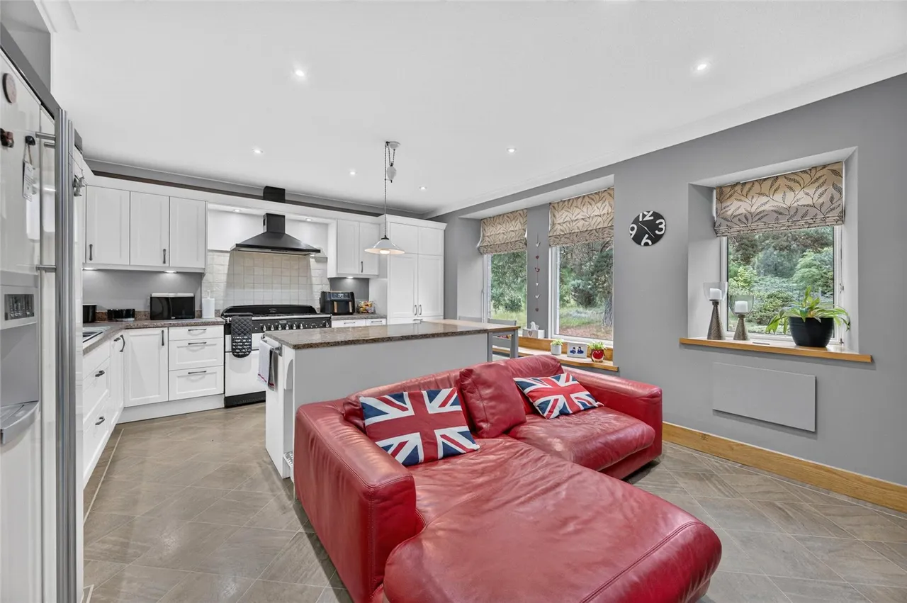 Dessmuir House, Aboyne, AB34, photo 8