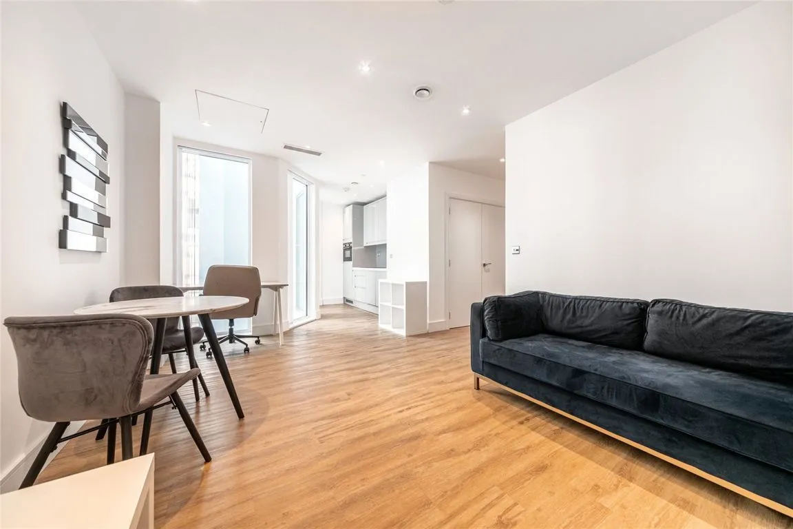 flat to rent — West Gate, Ealing