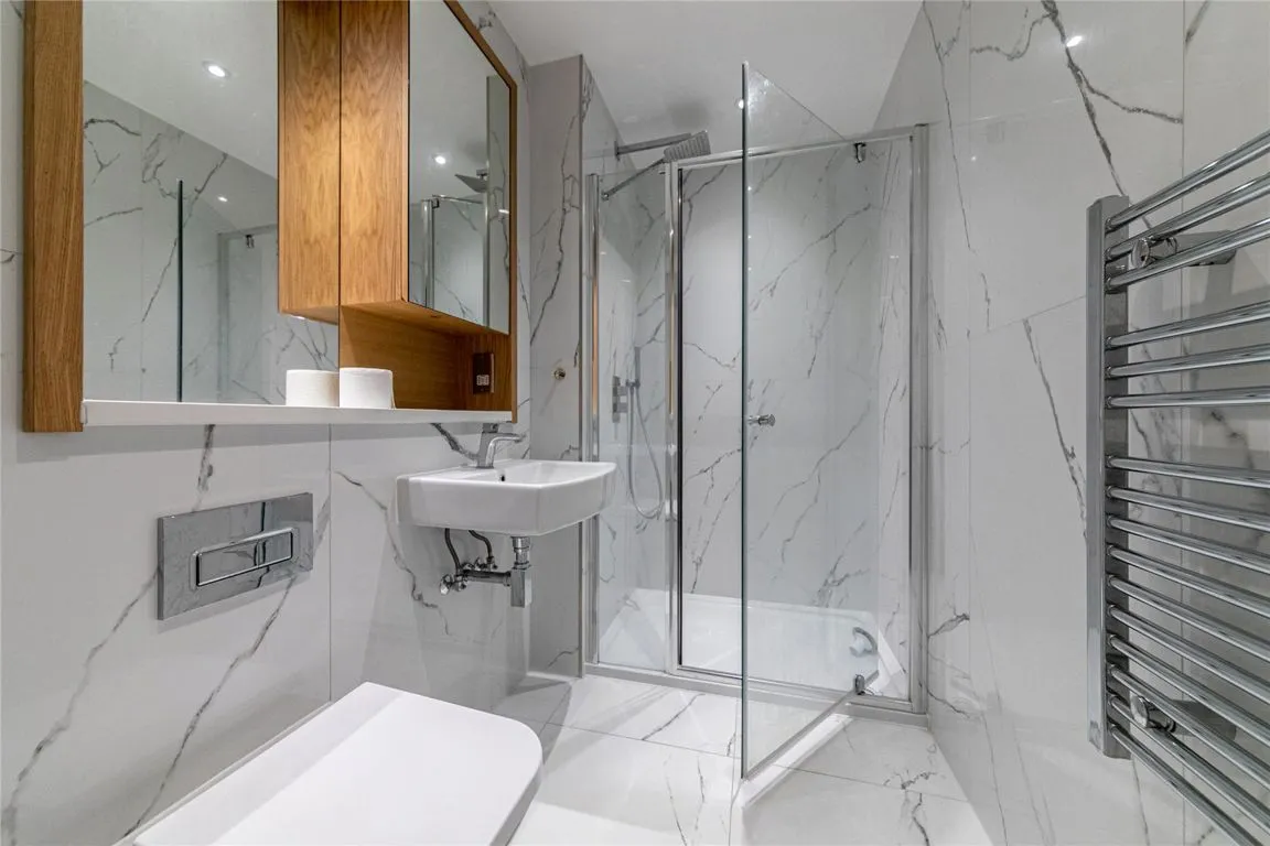 West Gate, Ealing, photo 8