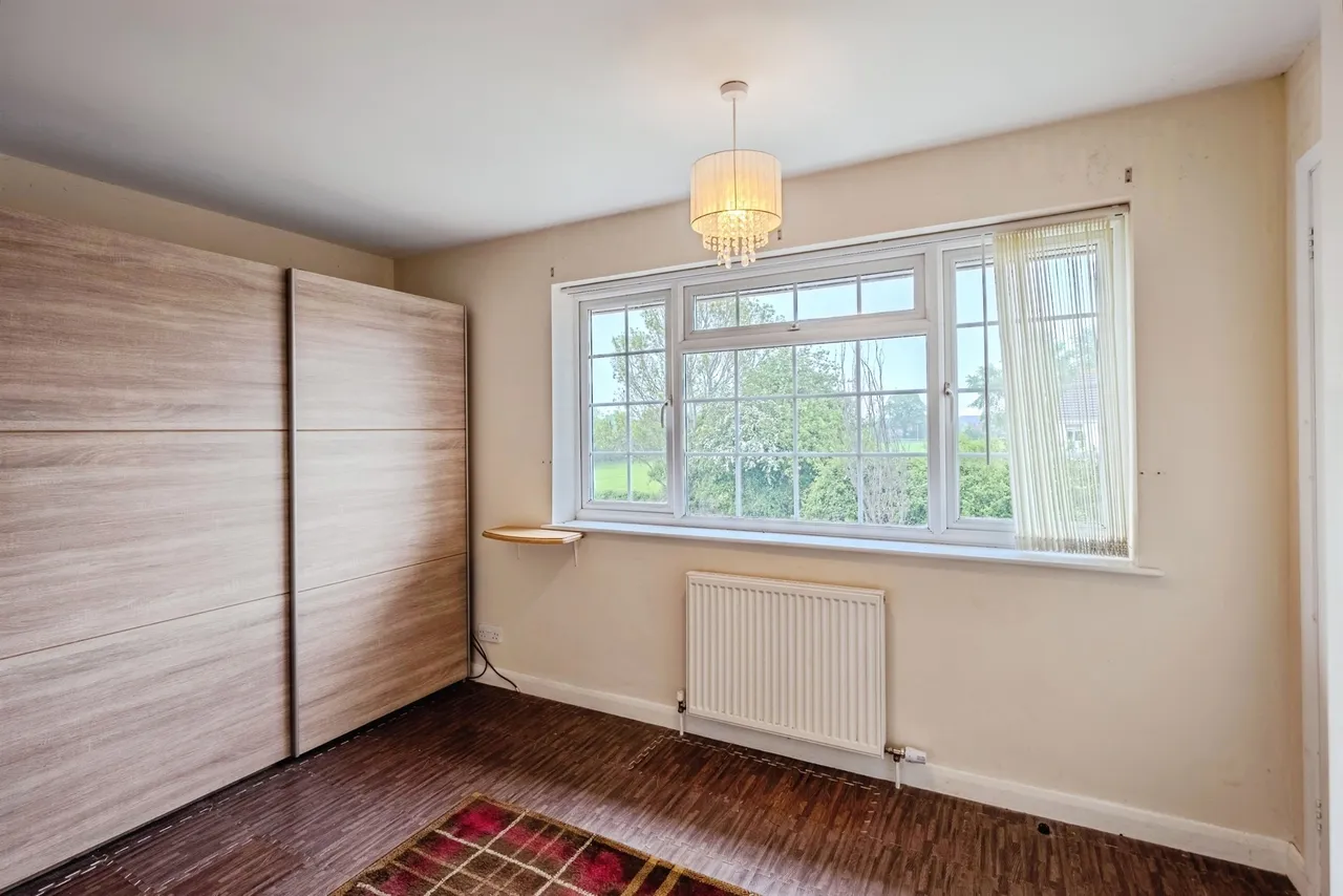 White House Drive, Kingstone, HR2, photo 10