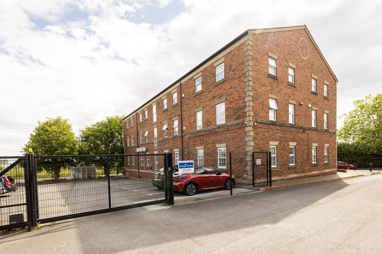 Lower Mersey Street, Ellesmere Port, CH65, photo 19