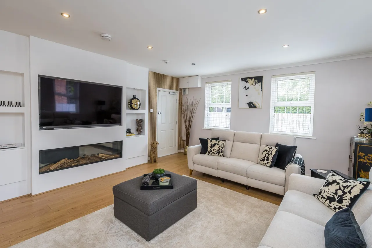 Lower Mersey Street, Ellesmere Port, CH65, photo 4