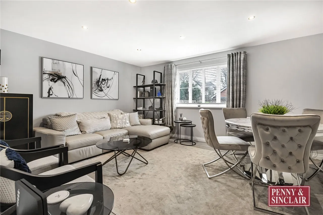 All Hallows Road, Caver, RG4, photo 5