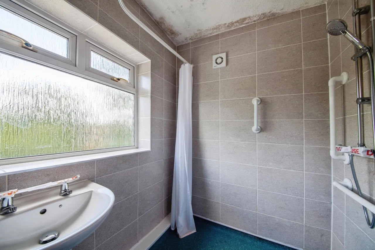 Ben Close, Sheffield, S6, photo 20