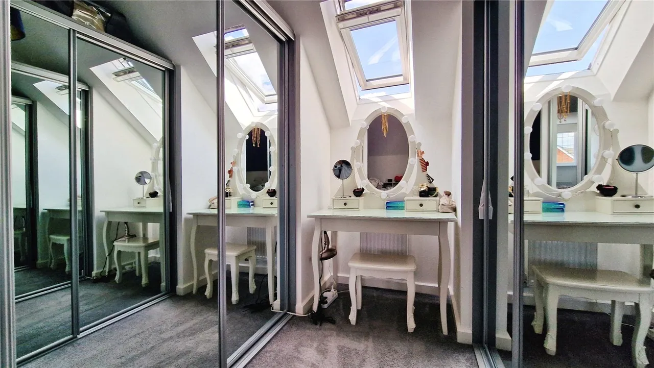 Hunstanton Drive, Binfield, Bracknell, Forest, RG42 4JA, photo 9