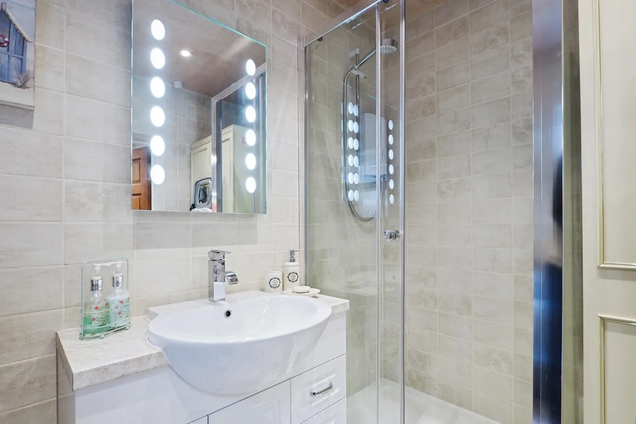 Ferndale Close, Attenborough, NG9, photo 11