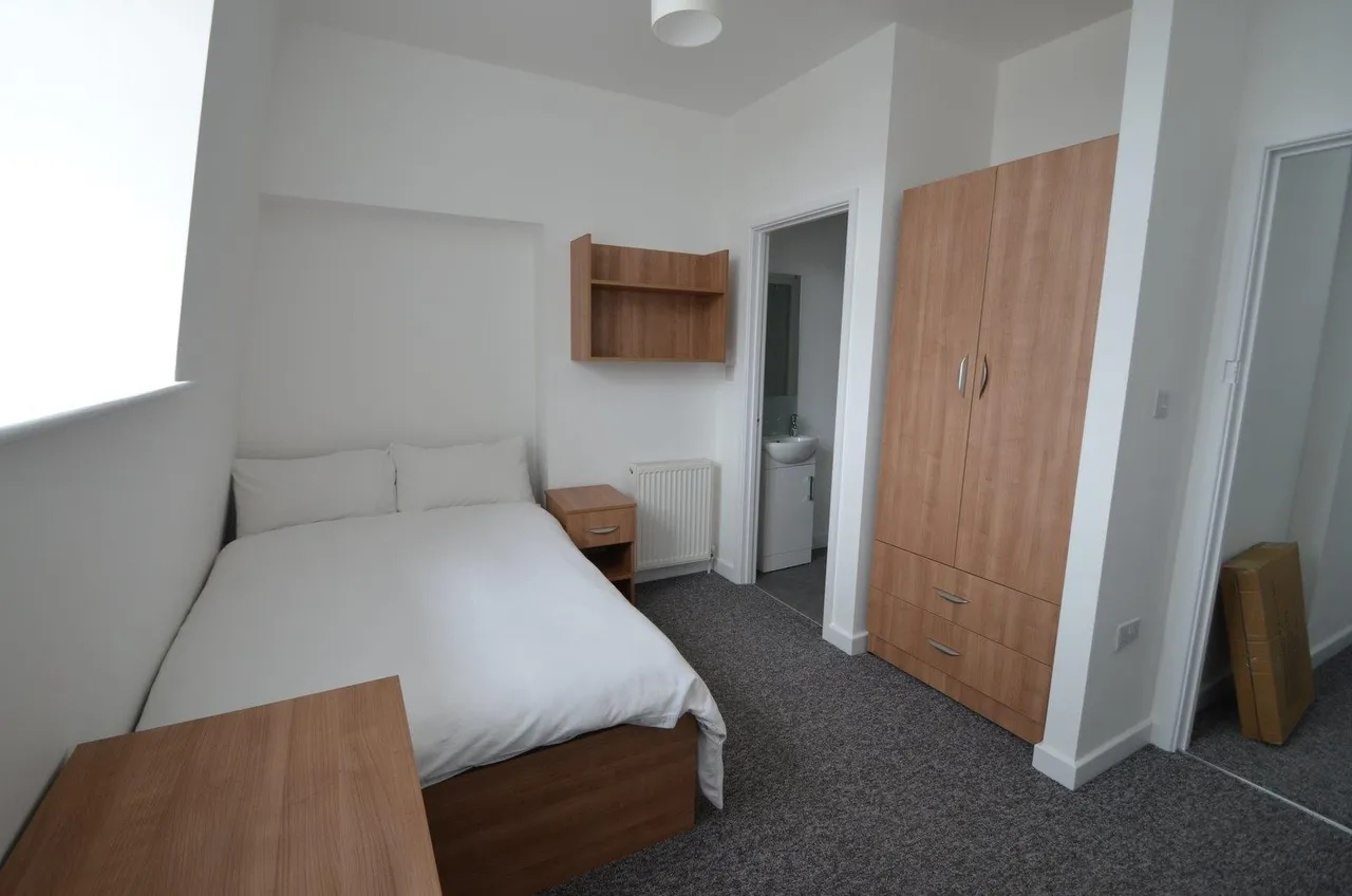 Hill Park Crescent, Mutley, photo 9