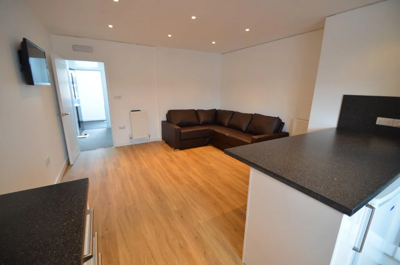 Hill Park Crescent, Mutley, photo 4
