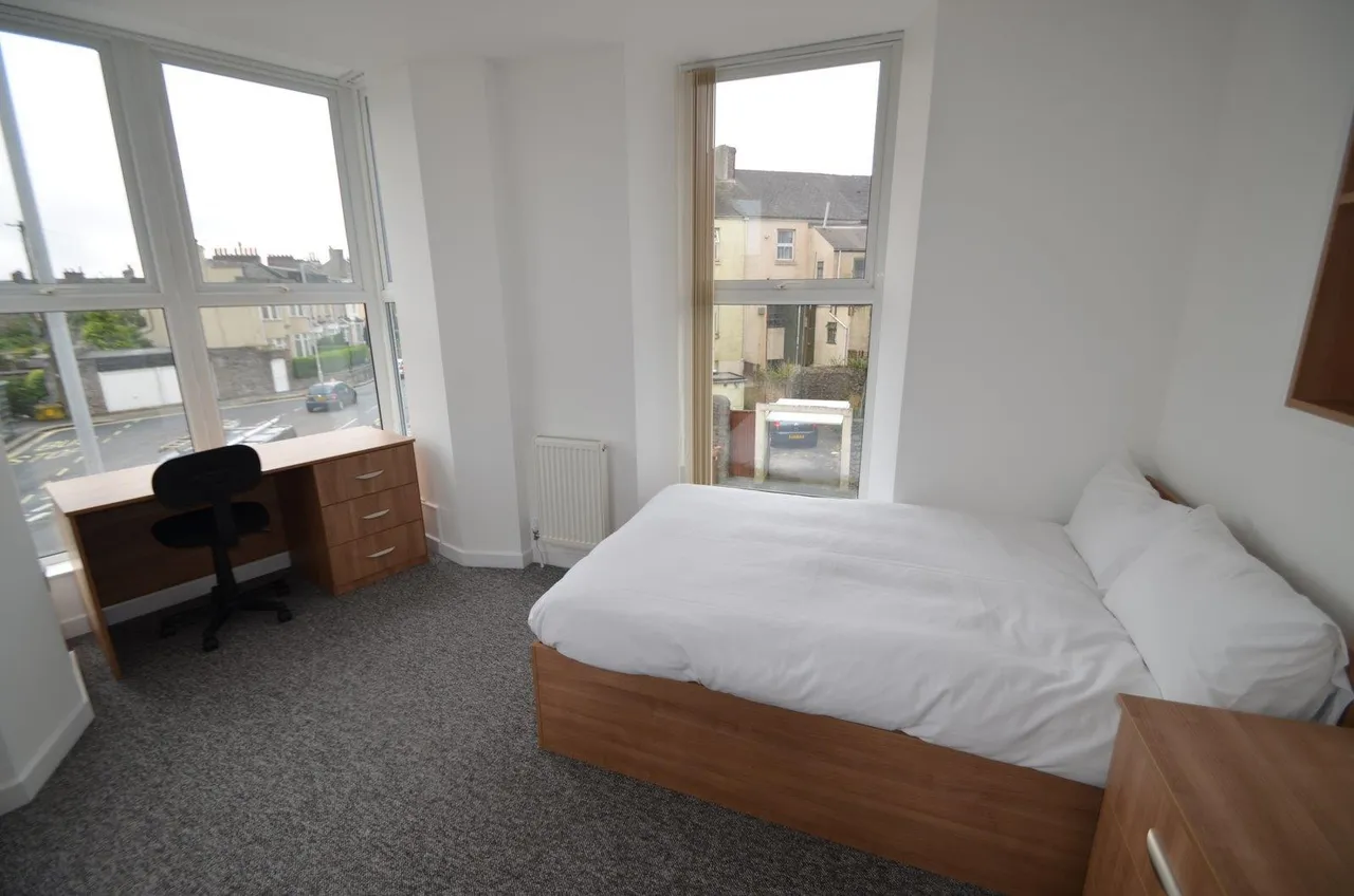 Hill Park Crescent, Mutley, photo 5