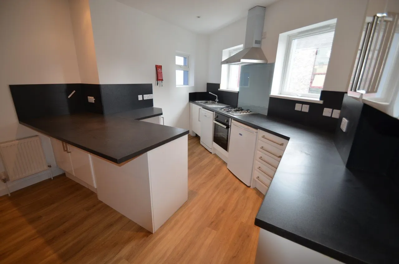 Hill Park Crescent, Mutley, photo 8