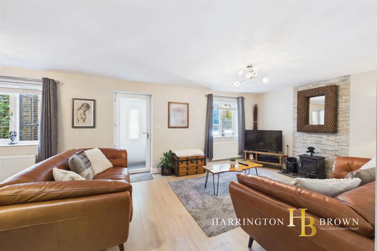 Layton House, Stanley, photo 20