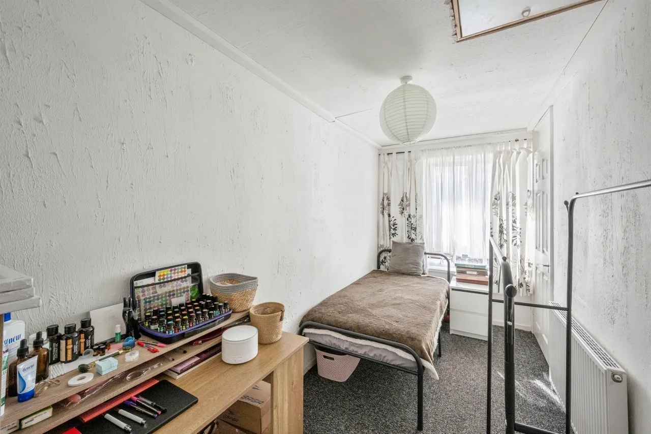 Manor Estate, Toll Bar, Doncaster, photo 9