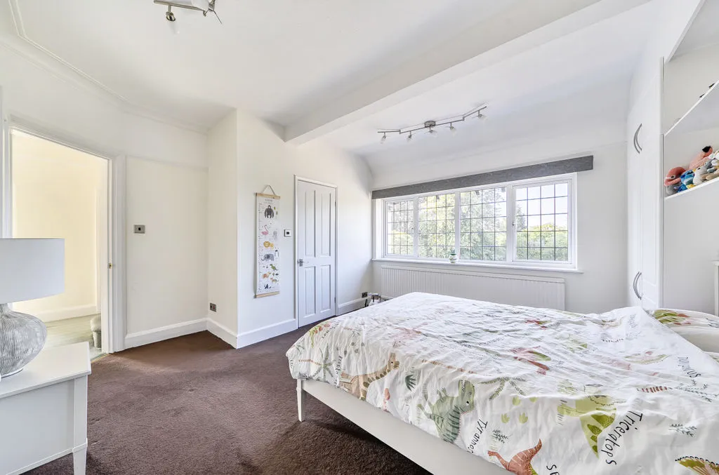 Highfield Road, Purley CR8 2JG, photo 15