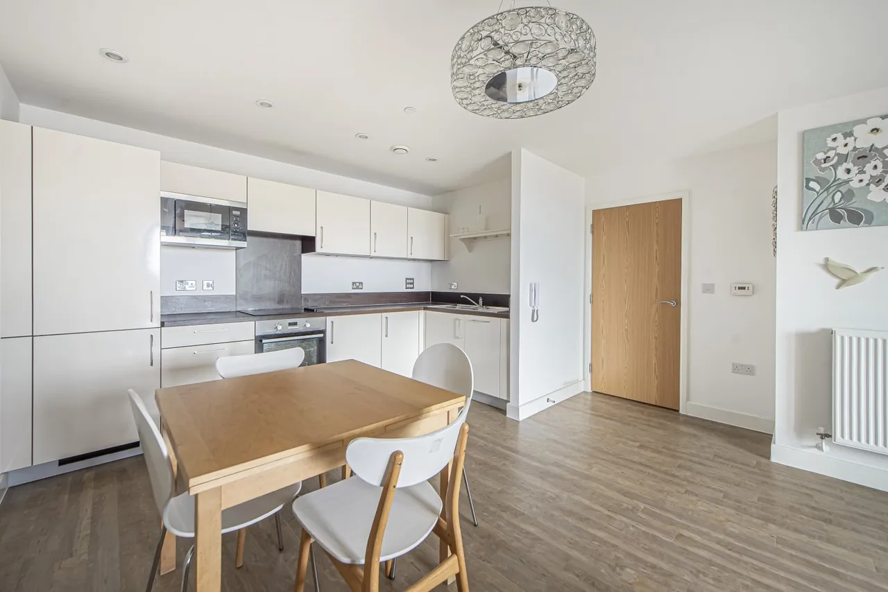 Cornmill Lane, London, SE13, photo 8