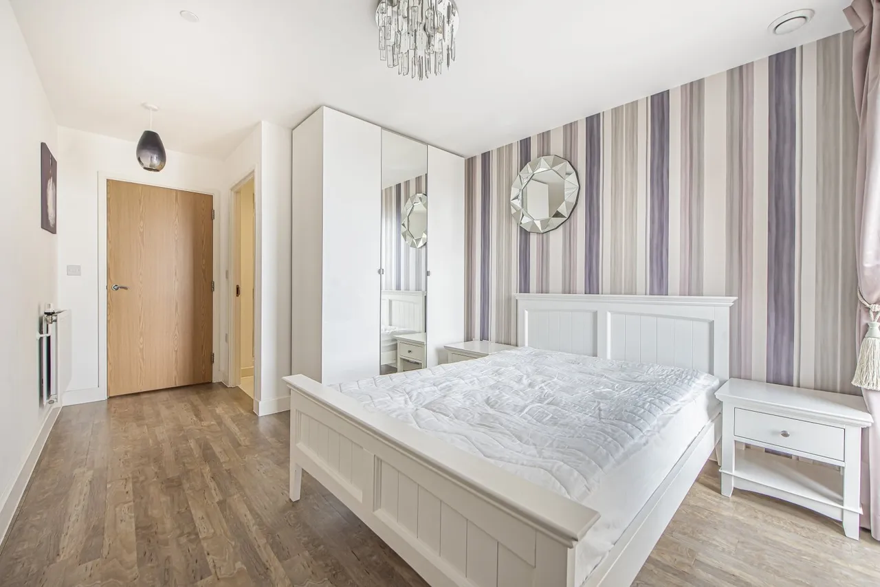 Cornmill Lane, London, SE13, photo 11