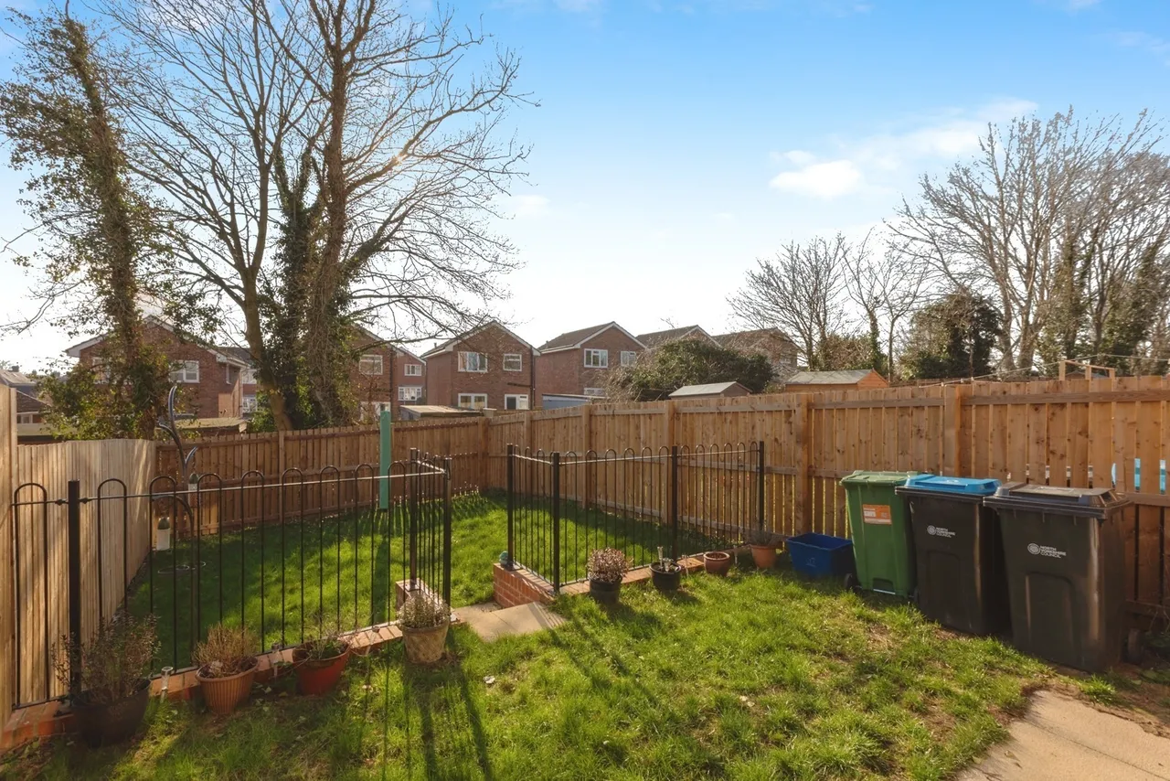 Chaffinch Drive, Aiskew, Bedale, North Yorkshire, DL8, photo 3