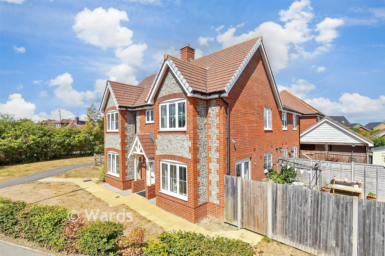3 bed house for sale, King Road, Staplehurst, TN12