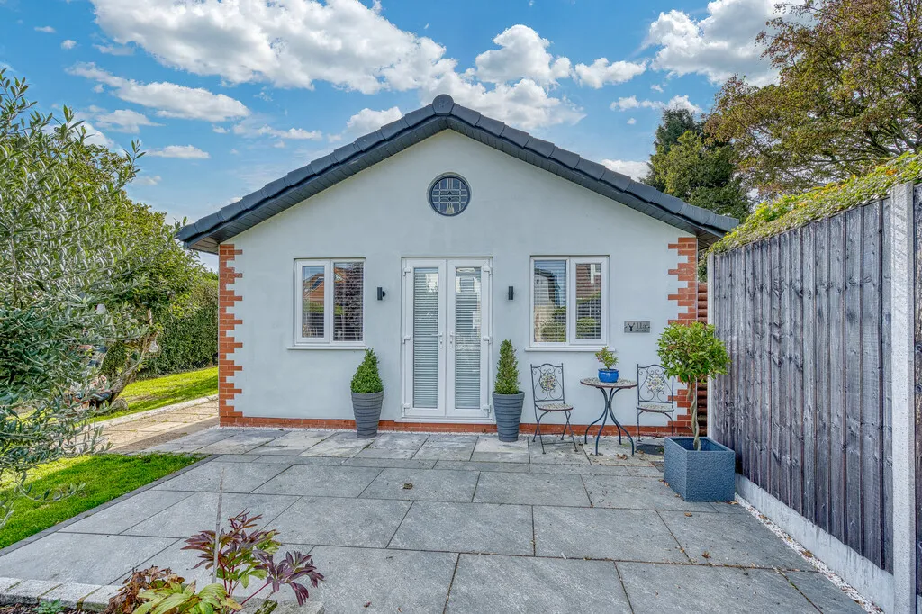 Coppy Nook Lane, Hammerwich, photo 18