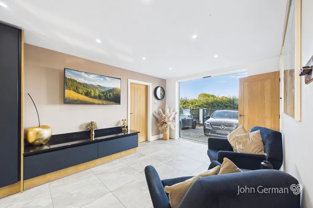 Coppy Nook Lane, Hammerwich, photo 6