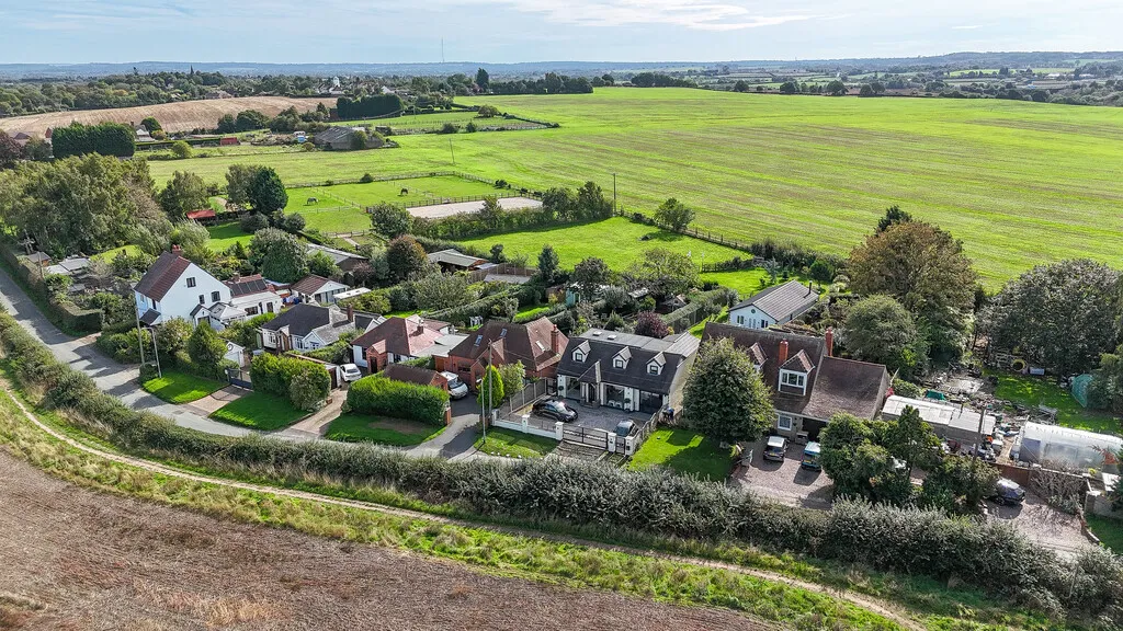 Coppy Nook Lane, Hammerwich, photo 28