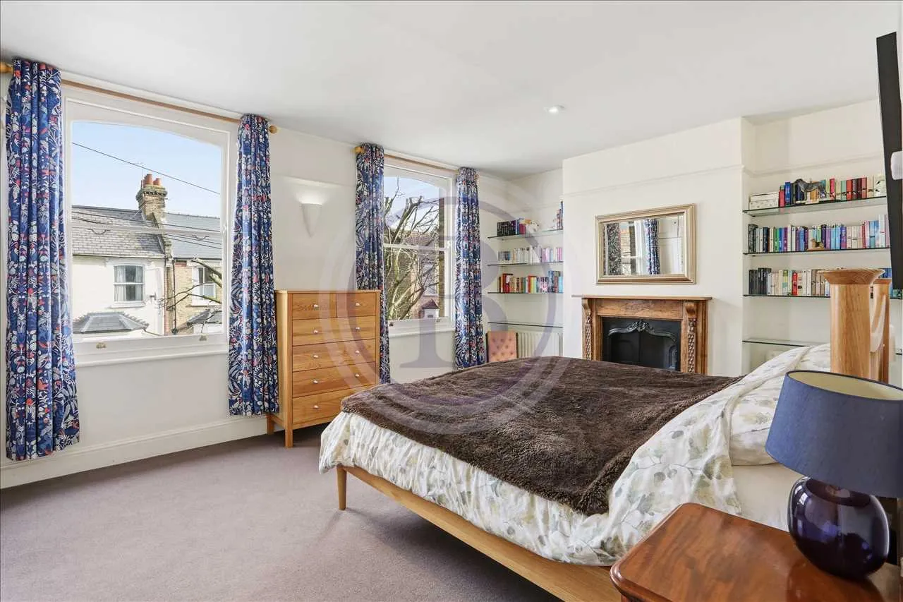 Corinne Road, London, photo 13