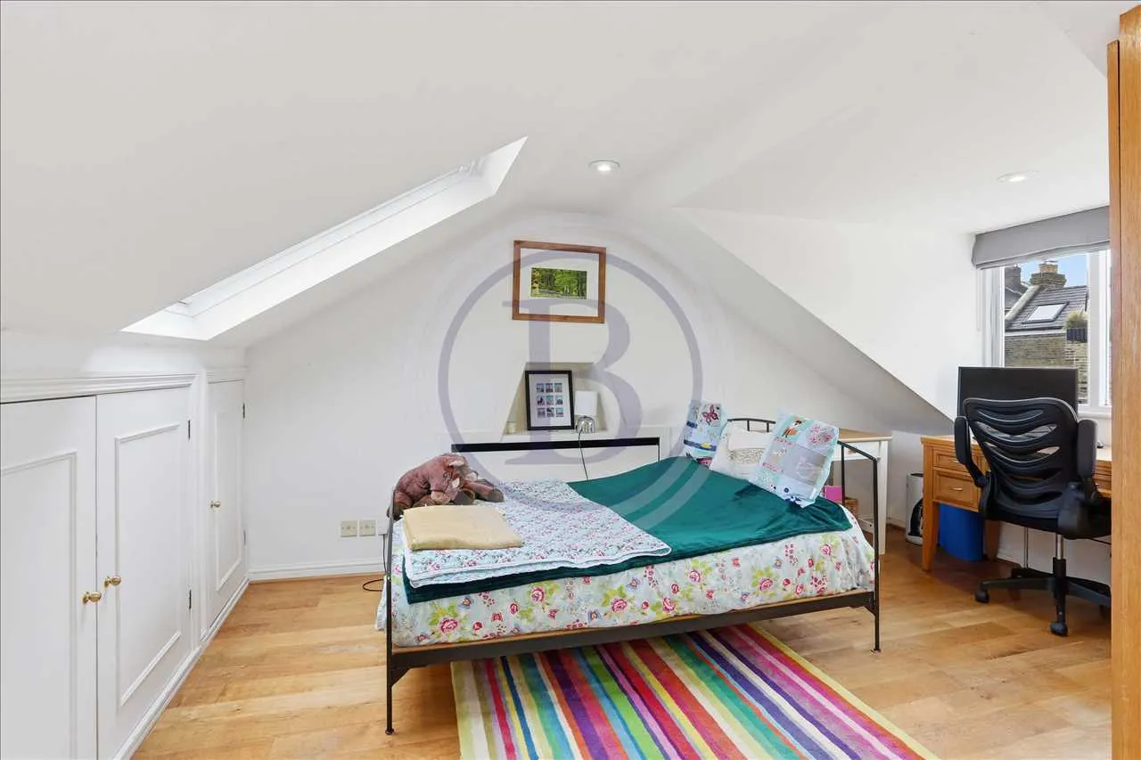 Corinne Road, London, photo 18