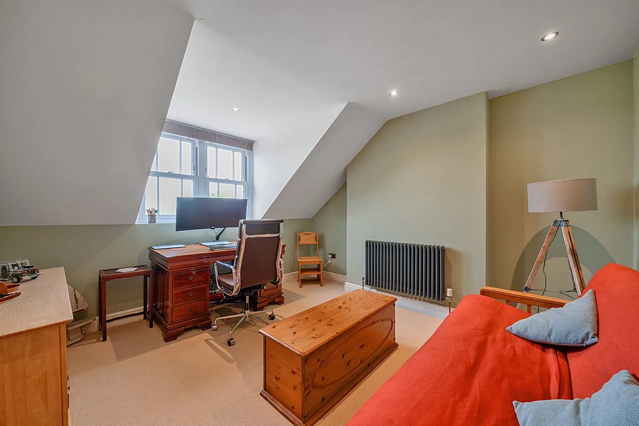 Birchanger Road, SE25, photo 17